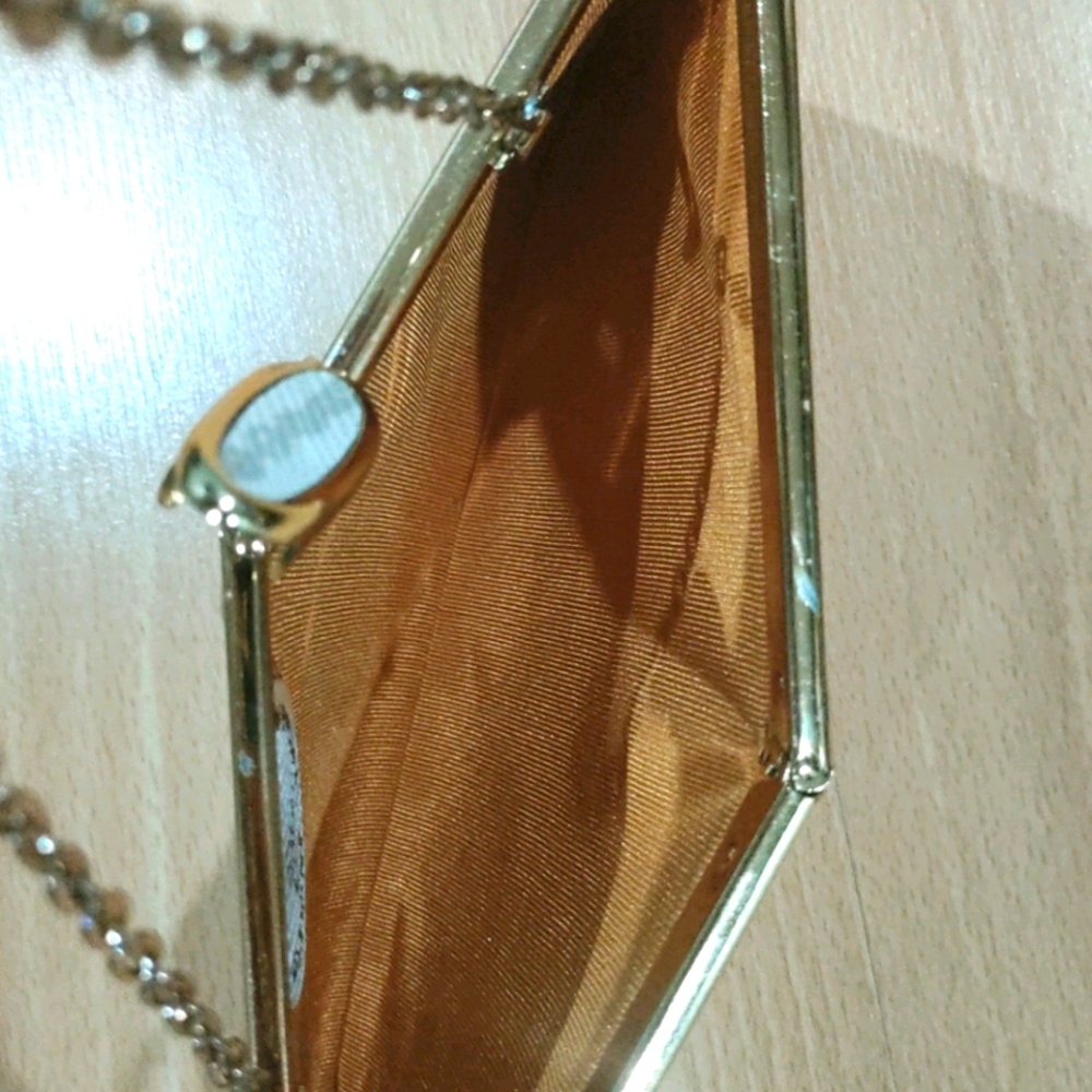 Genuine leather Chain wristlet - Picture 5 of 5